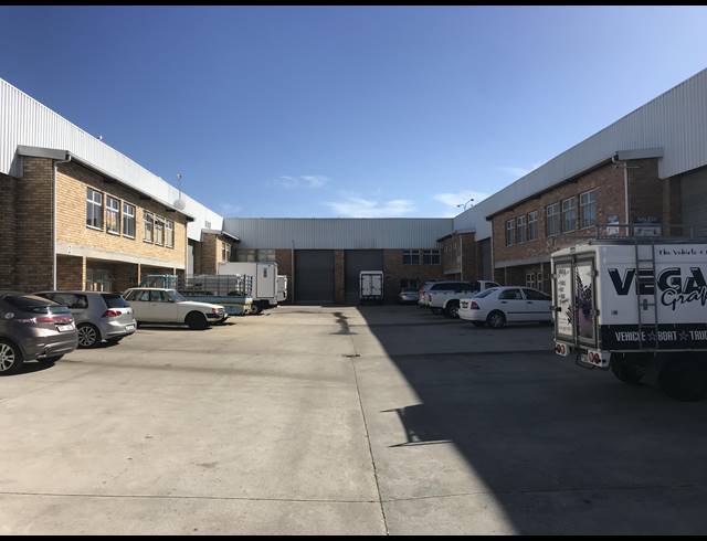 310M² FACTORY TO LET IN STIKLAND INDUSTRIAL